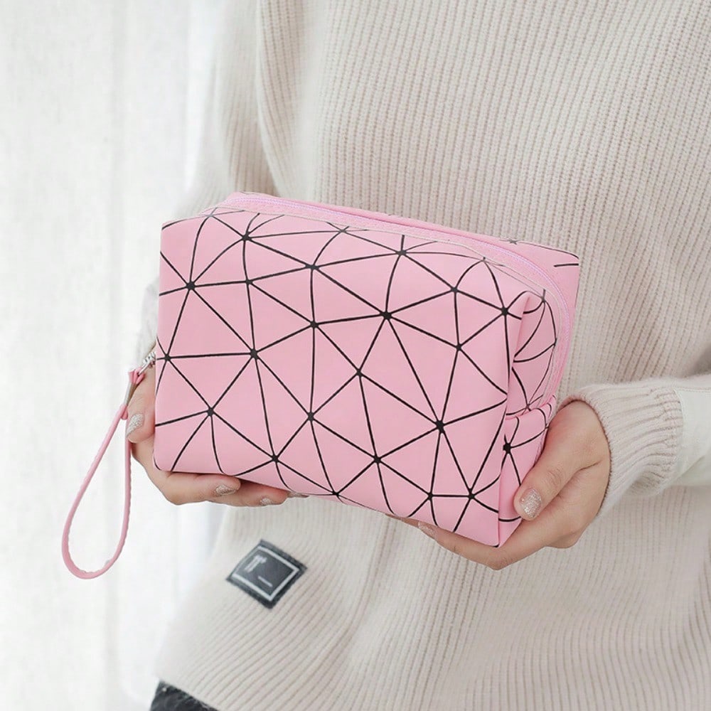 Geometric Luminous Makeup Bag  - Tech Accessories Travel Organizer Pouch のレビューと価格