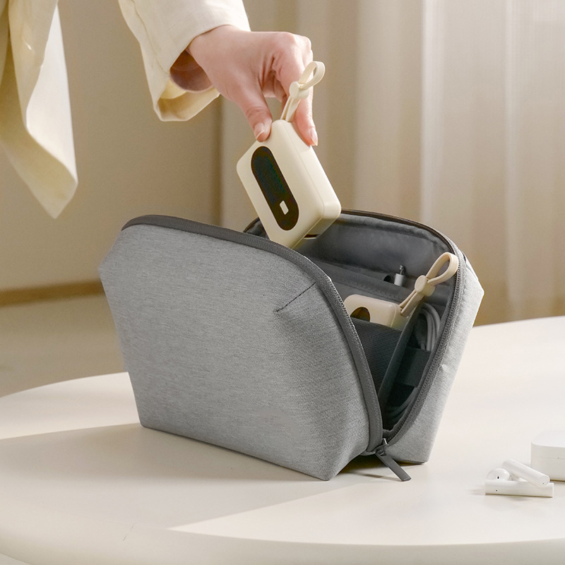 Water Resistant Electronics Or - Tech Accessories Travel Organizer Pouch のレビューと価格
