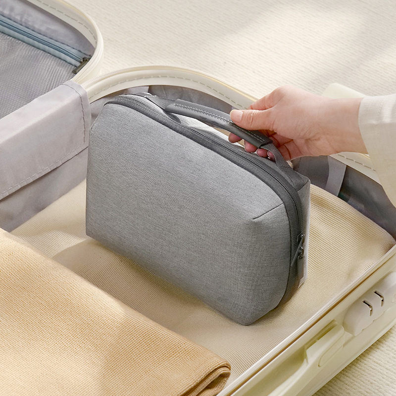Water Resistant Electronics Or - Tech Accessories Travel Organizer Pouch のレビューと価格
